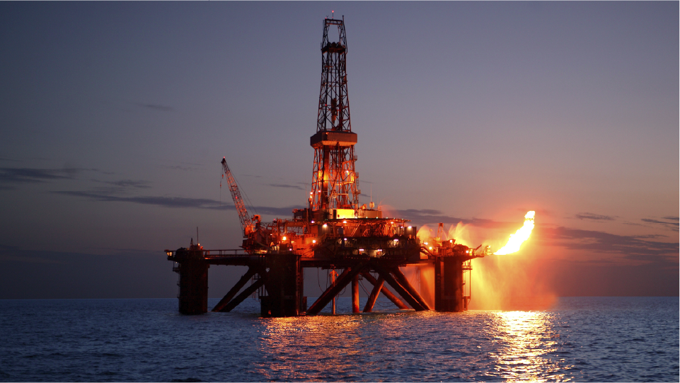 Bohrstation für Erdöl im Meer