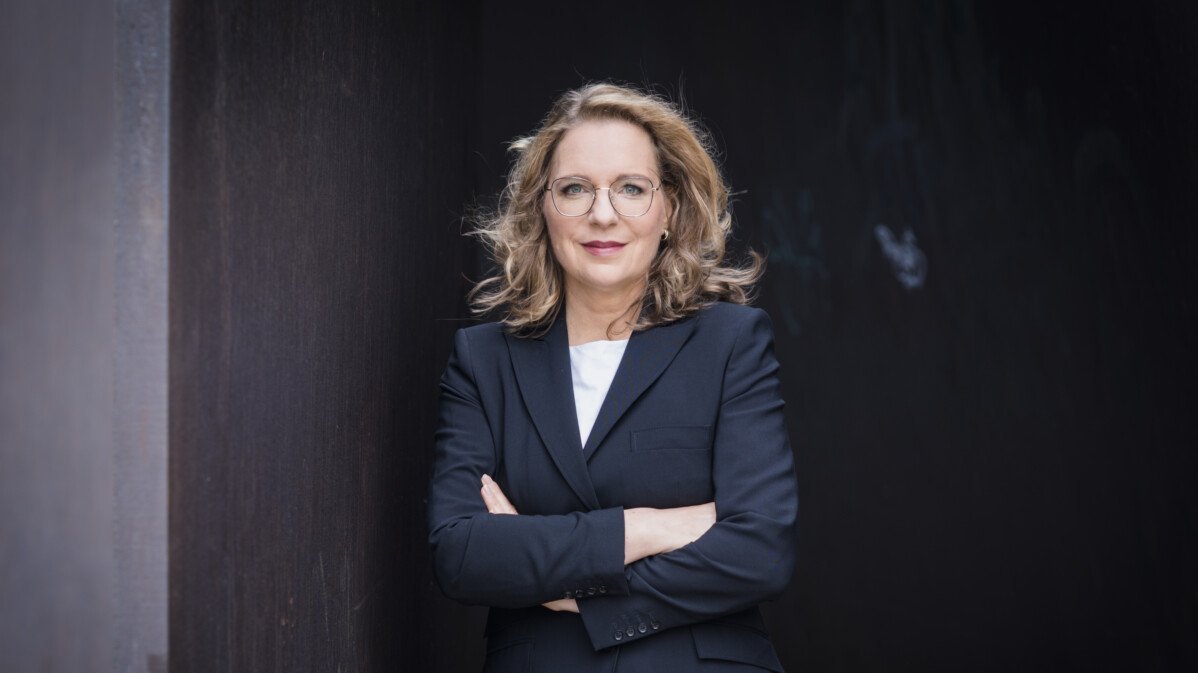 Porträtfoto von Claudia Kemfert.